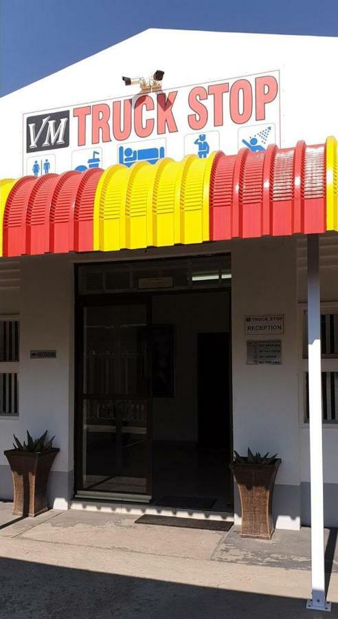 Vm Truck Stop - Shell Estcourt Ngoại thất bức ảnh