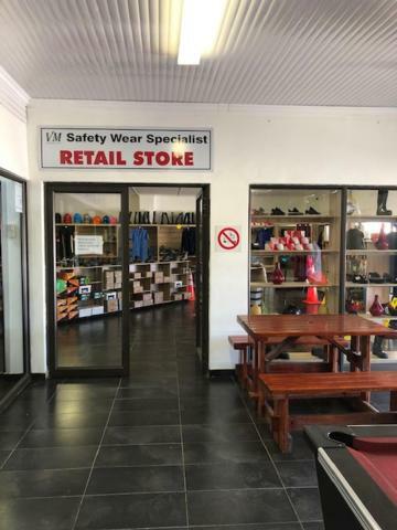 Vm Truck Stop - Shell Estcourt Ngoại thất bức ảnh